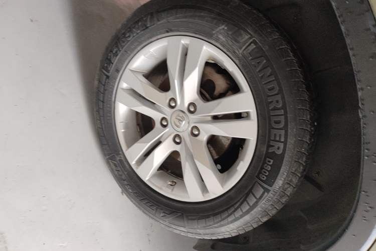 Used CHANGAN CS75 2016 1.8T Automatic Prestige Model China V Standard Right Rear Wheel Hub