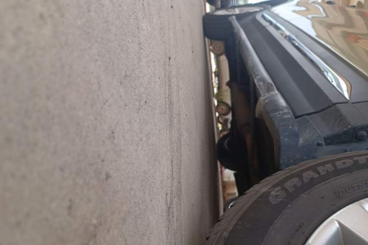 Used CHANGAN CS75 2016 1.8T Automatic Elite Model China IV Standard Right Side Sill