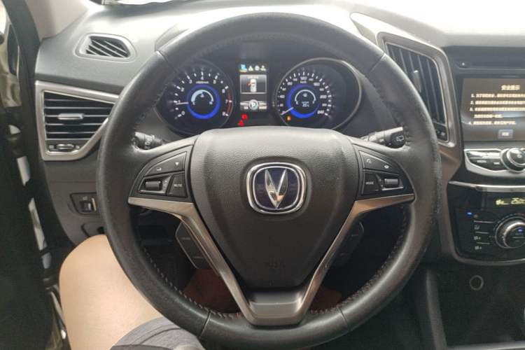 Used CHANGAN CS75 2016 1.8T Automatic Prestige Model China V Standard Steering Wheel