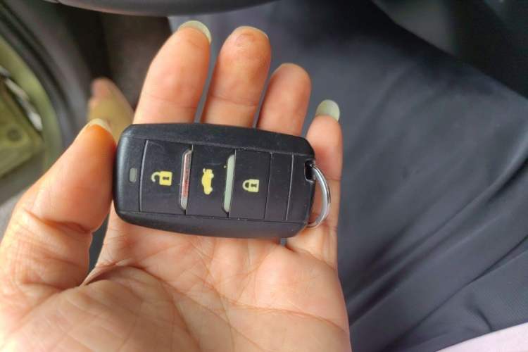 Used CHANGAN CS75 2016 2.0L Manual Luxury Version China V Standard Vehicle Key