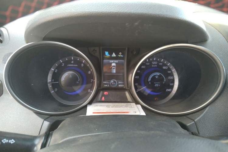 Used CHANGAN CS75 2016 2.0L Manual Leading Version China V Standard Instrument Cluster