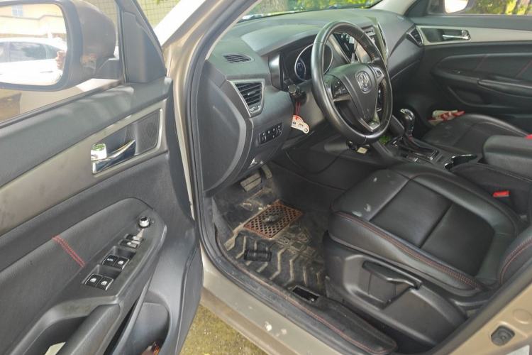 Used CHANGAN CS75 2016 1.8T Automatic Elite Model China V Standard Driver Seat