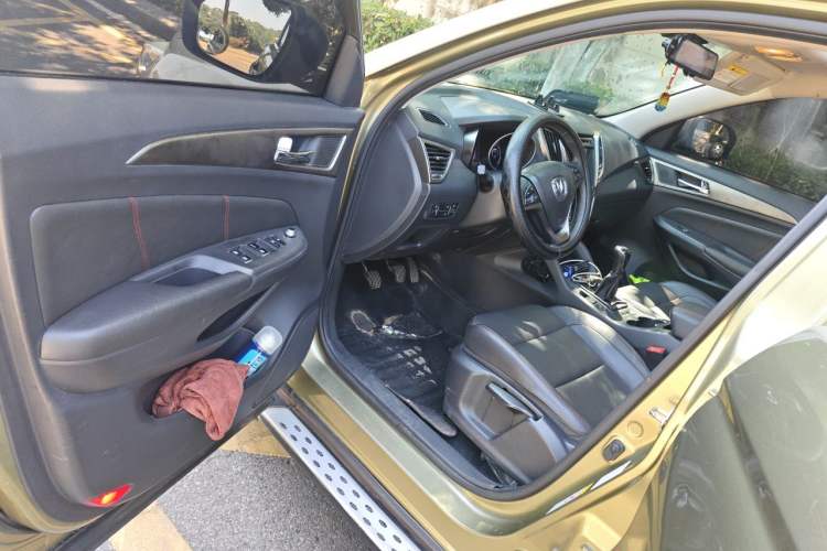 Used CHANGAN CS75 2016 2.0L Manual Luxury Version China V Standard Driver Seat