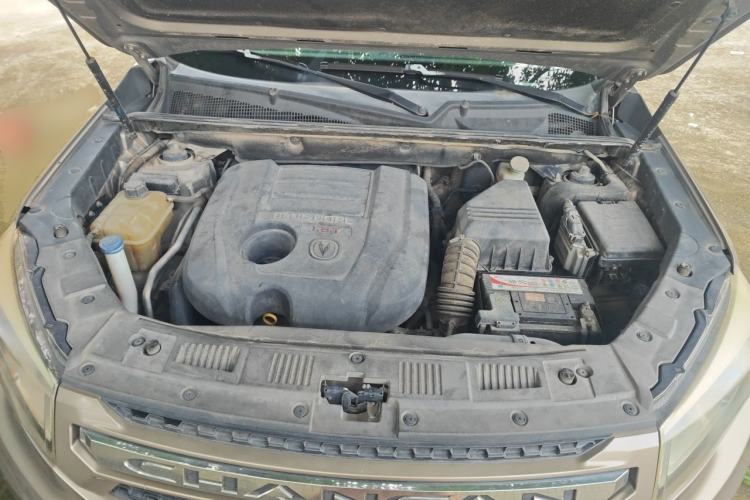 Used CHANGAN CS75 2016 1.8T Automatic Elite Model China V Standard Engine Bay