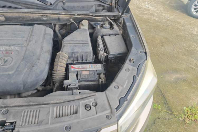 Used CHANGAN CS75 2016 1.8T Automatic Elite Model China V Standard Engine Bay Left