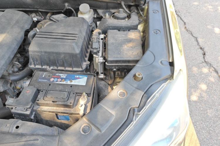 Used CHANGAN CS75 2016 2.0L Manual Luxury Version China V Standard Engine Bay Left