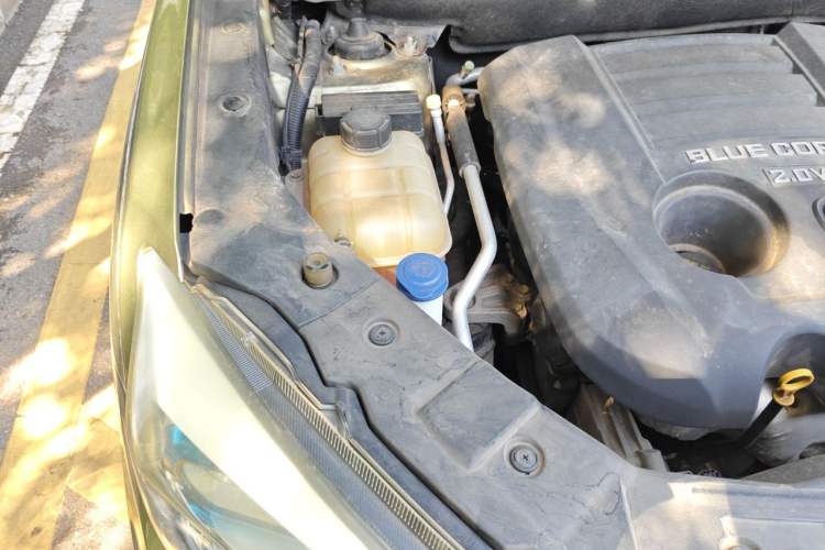 Used CHANGAN CS75 2016 2.0L Manual Luxury Version China V Standard Engine Bay Right