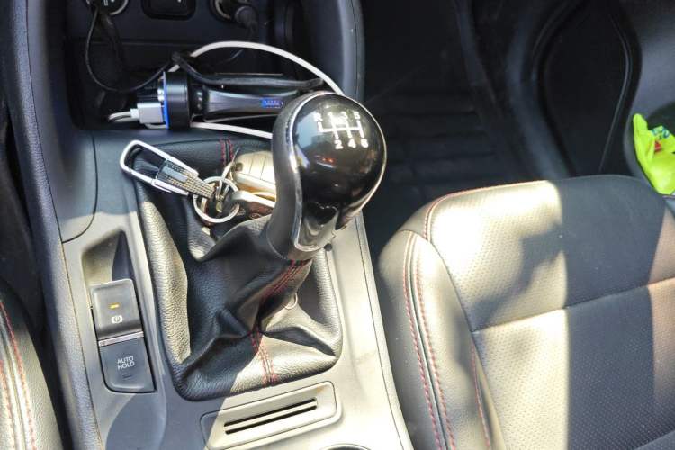 Used CHANGAN CS75 2016 2.0L Manual Luxury Version China V Standard Gear Lever