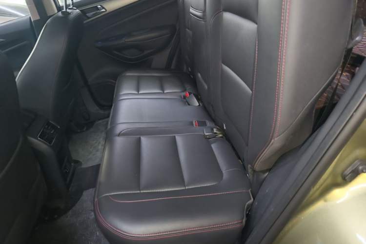 Used CHANGAN CS75 2016 1.8T Automatic Prestige Model China V Standard Left Rear Seat