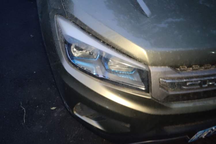 Used CHANGAN CS75 2016 1.8T Automatic Elite Model China V Standard Right Front Headlight