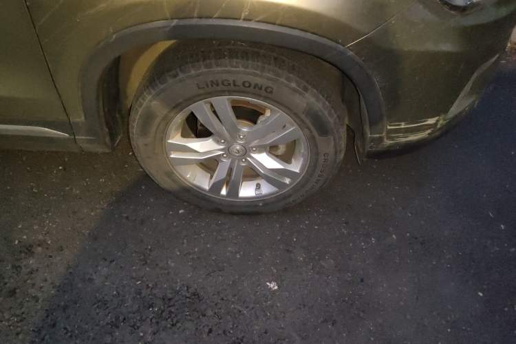 Used CHANGAN CS75 2016 1.8T Automatic Elite Model China V Standard Right Front Wheel Hub