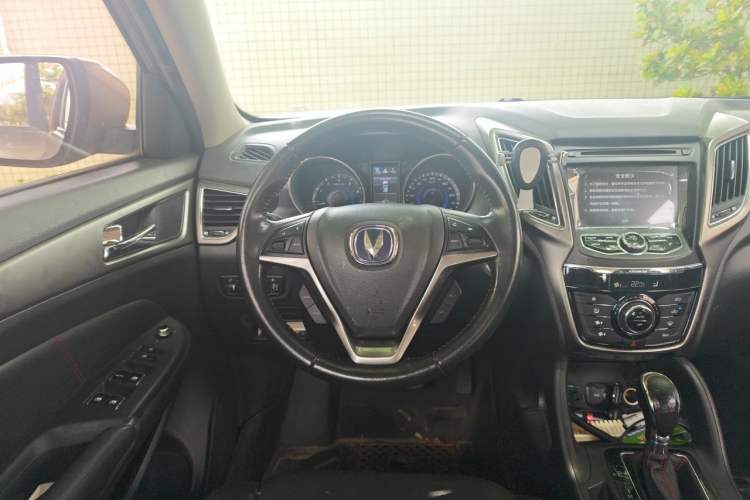 Used CHANGAN CS75 2016 1.8T Automatic Elite Model China V Standard Steering Wheel