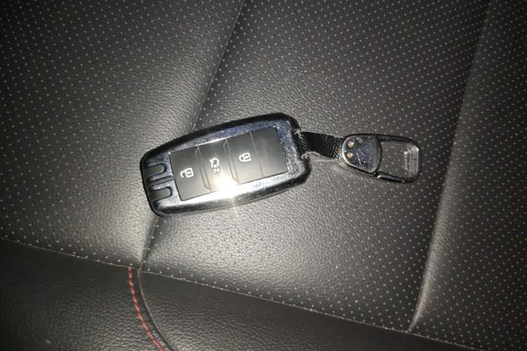Used CHANGAN CS75 2016 1.8T Automatic Elite Model China V Standard Vehicle Key