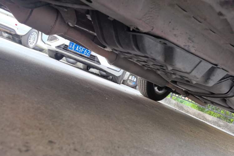 Used CHANGAN CS75 2016 1.8T Automatic Prestige Model China V Standard Chassis Front Left
