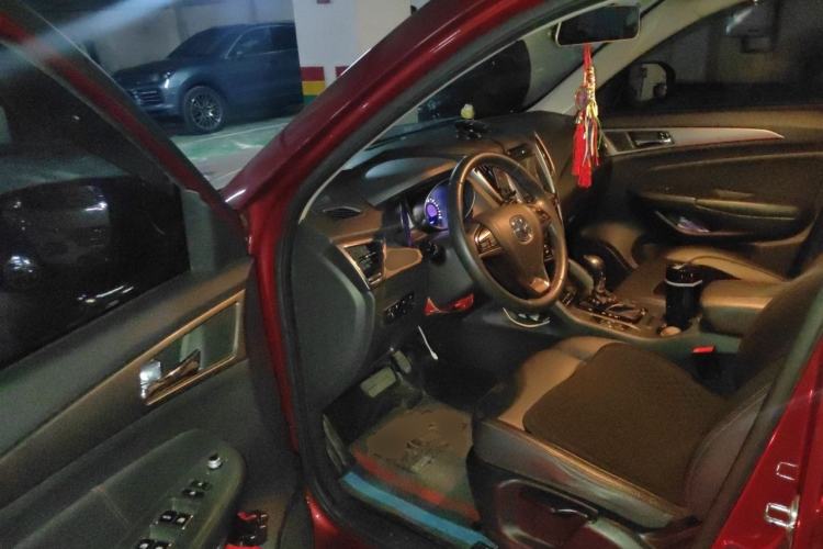 Used CHANGAN CS75 2016 1.8T Automatic Elite Model China V Standard Driver Seat