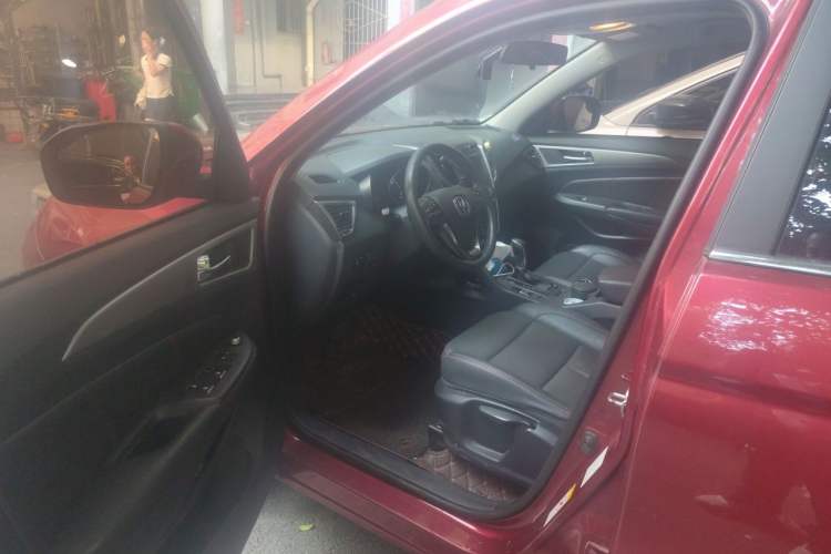 Used CHANGAN CS75 2016 1.8T Automatic Elite Model China V Standard Driver Seat