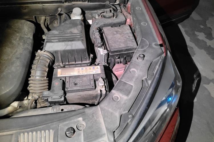 Used CHANGAN CS75 2016 1.8T Automatic Elite Model China V Standard Engine Bay Left