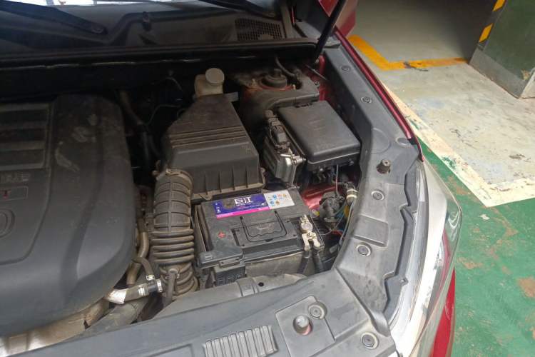 Used CHANGAN CS75 2016 1.8T Automatic Prestige Model China IV Standard Engine Bay Left