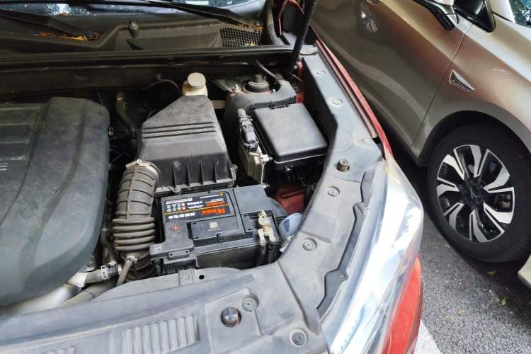 Used CHANGAN CS75 2016 1.8T Automatic Elite Model China V Standard Engine Bay Left