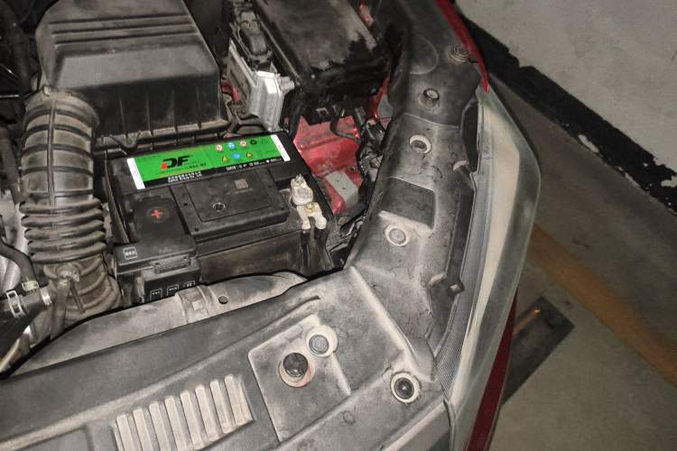 Used CHANGAN CS75 2016 1.8T Automatic Elite Model China V Standard Engine Bay Left