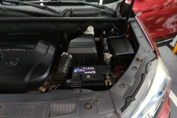 Used CHANGAN CS75 2016 1.8T Automatic Elite Model China V Standard Engine Bay Left