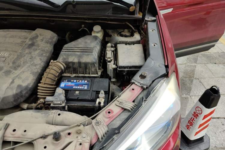 Used CHANGAN CS75 2016 1.8T Automatic Elite Model China IV Standard Engine Bay Left