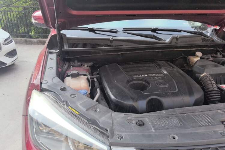 Used CHANGAN CS75 2016 1.8T Automatic Prestige Model China V Standard Engine Bay Right