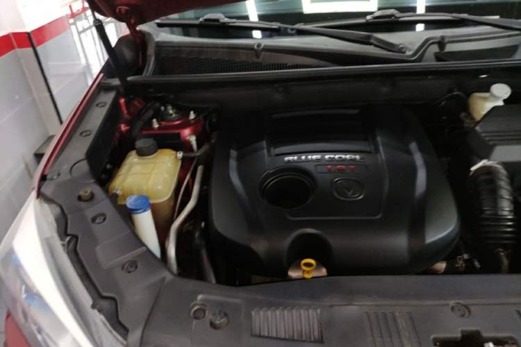 Used CHANGAN CS75 2016 1.8T Automatic Elite Model China V Standard Engine Bay Right