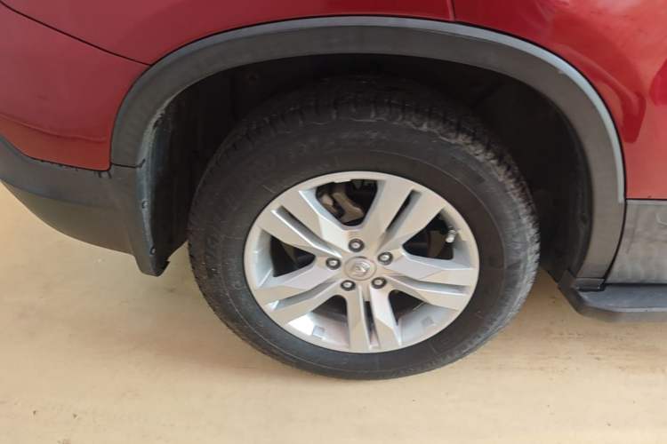 Used CHANGAN CS75 2016 1.8T Automatic Prestige Model China IV Standard Exterior 5