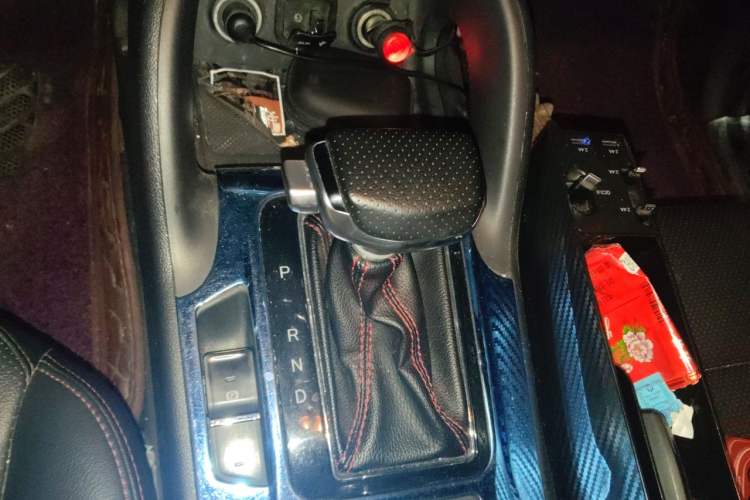 Used CHANGAN CS75 2016 1.8T Automatic Elite Model China V Standard Gear Lever