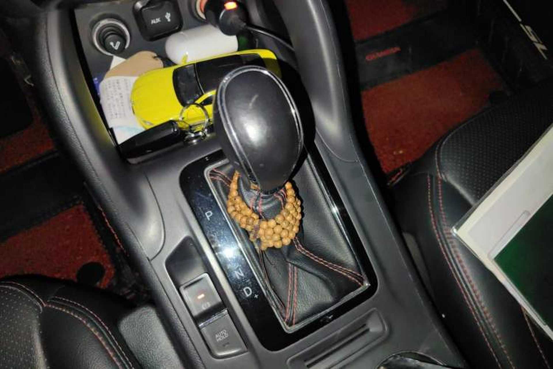 Used CHANGAN CS75 2016 1.8T Automatic Elite Model China V Standard Gear Lever