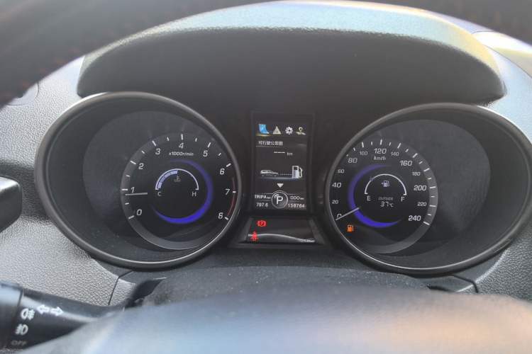 Used CHANGAN CS75 2016 1.8T Automatic Prestige Model China V Standard Instrument Cluster