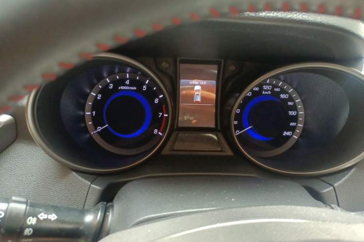 Used CHANGAN CS75 2016 1.8T Automatic Prestige Model China IV Standard Instrument Cluster