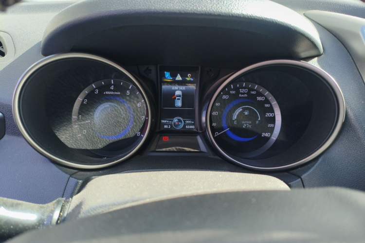 Used CHANGAN CS75 2016 2.0L Manual Luxury Version China V Standard Instrument Cluster