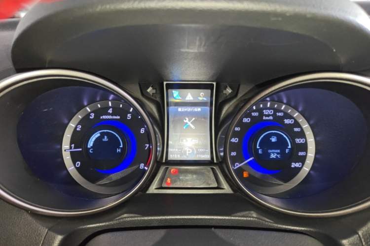 Used CHANGAN CS75 2016 1.8T Automatic Elite Model China V Standard Instrument Cluster
