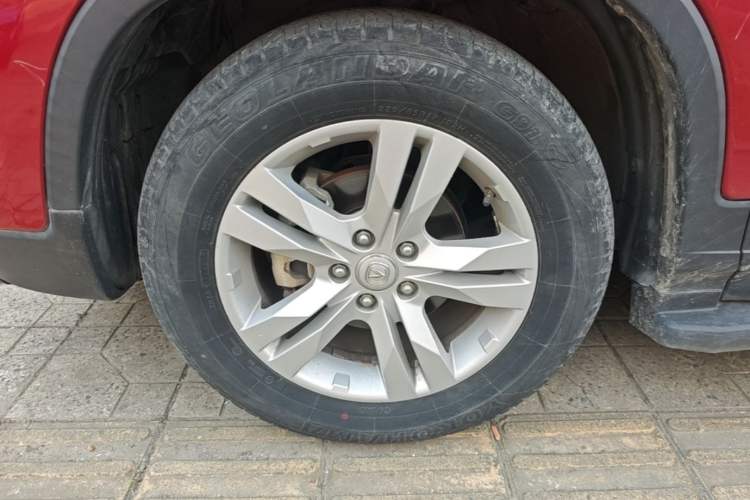 Used CHANGAN CS75 2016 1.8T Automatic Elite Model China V Standard Left Front Wheel Hub