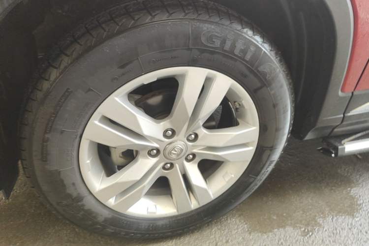 Used CHANGAN CS75 2016 1.8T Automatic Elite Model China V Standard Left Front Wheel Hub