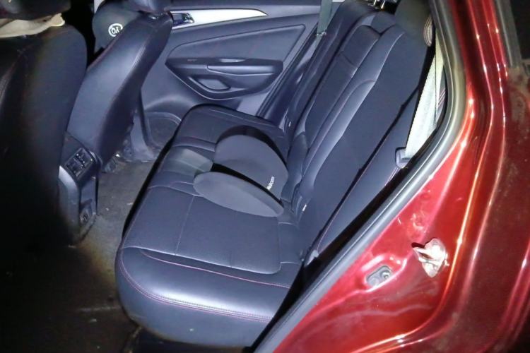 Used CHANGAN CS75 2016 1.8T Automatic Elite Model China IV Standard Left Rear Seat