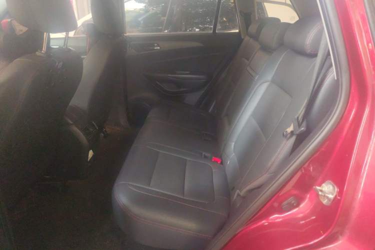 Used CHANGAN CS75 2016 1.8T Automatic Elite Model China V Standard Left Rear Seat