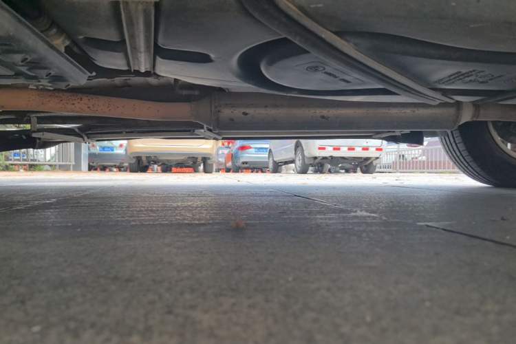 Used CHANGAN CS75 2016 1.8T Automatic Elite Model China V Standard Left Side Sill