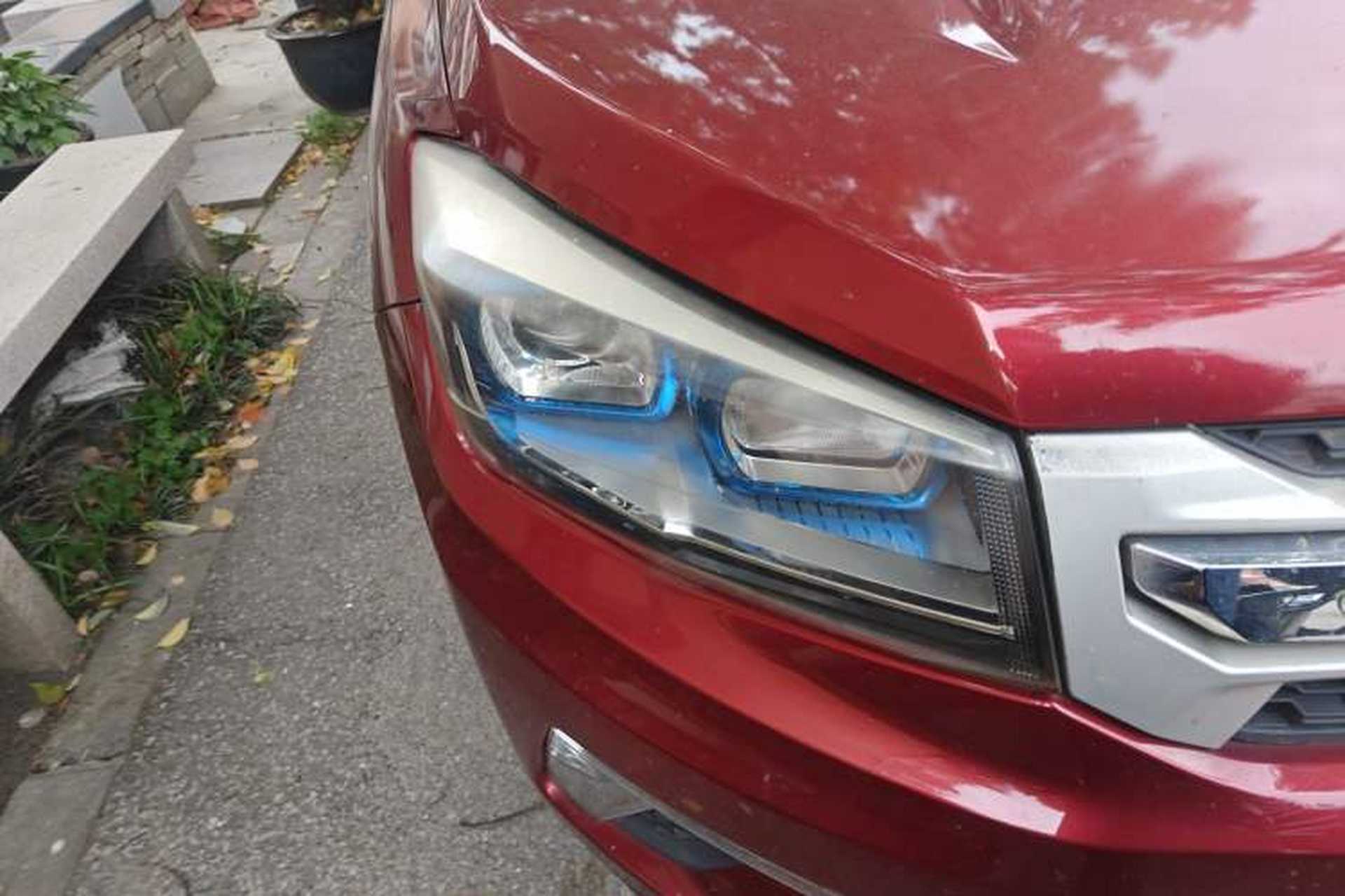 Used CHANGAN CS75 2016 1.8T Automatic Elite Model China V Standard Right Front Headlight