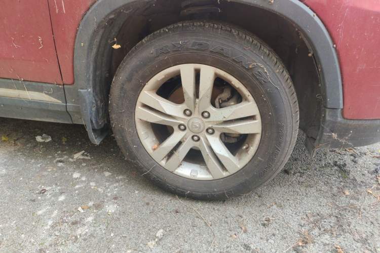 Used CHANGAN CS75 2016 2.0L Manual Luxury Version China IV Standard Right Front Wheel Hub