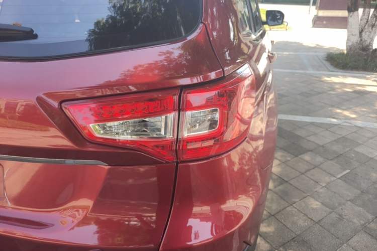 Used CHANGAN CS75 2016 2.0L Manual Value-Added Version China V Standard Right Rear Taillight