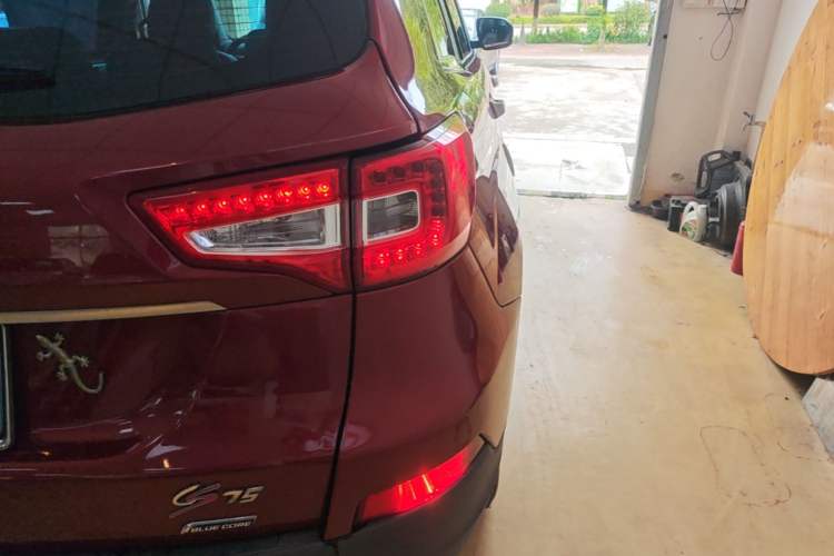 Used CHANGAN CS75 2016 1.8T Automatic Prestige Model China IV Standard Right Rear Taillight
