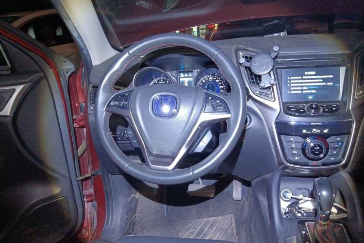 Used CHANGAN CS75 2016 1.8T Automatic Elite Model China IV Standard Steering Wheel