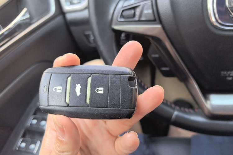 Used CHANGAN CS75 2016 1.8T Automatic Prestige Model China V Standard Vehicle Key