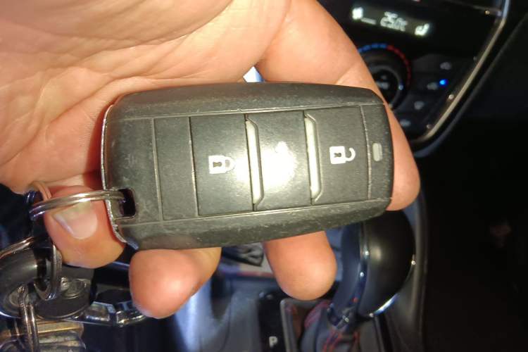 Used CHANGAN CS75 2016 1.8T Automatic Elite Model China IV Standard Vehicle Key