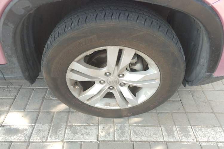 Used CHANGAN CS75 2016 2.0L Manual Leading Version China V Standard Right Front Wheel Hub