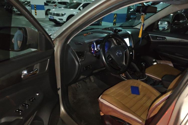 Used CHANGAN CS75 2016 2.0L Manual Luxury Version China V Standard Driver Seat
