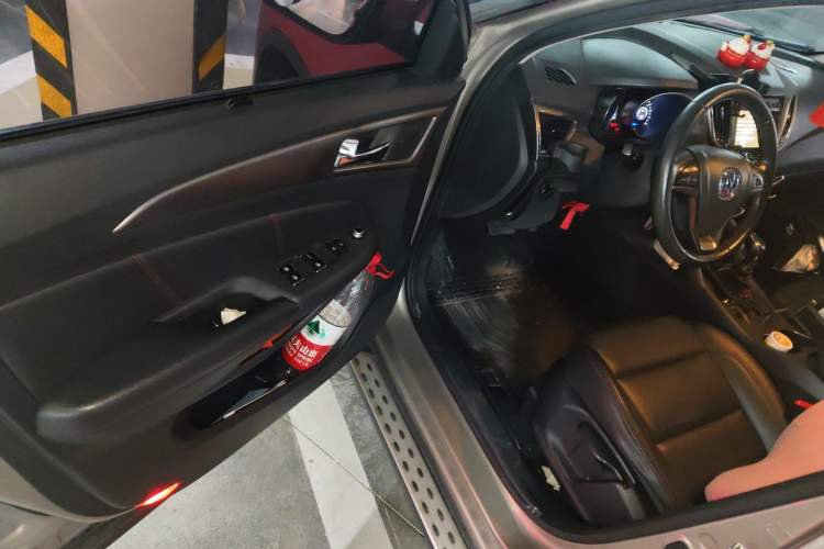 Used CHANGAN CS75 2016 1.8T Automatic Elite Model China V Standard Driver Seat